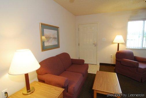 Affordable Suites ساليسبري الغرفة الصورة