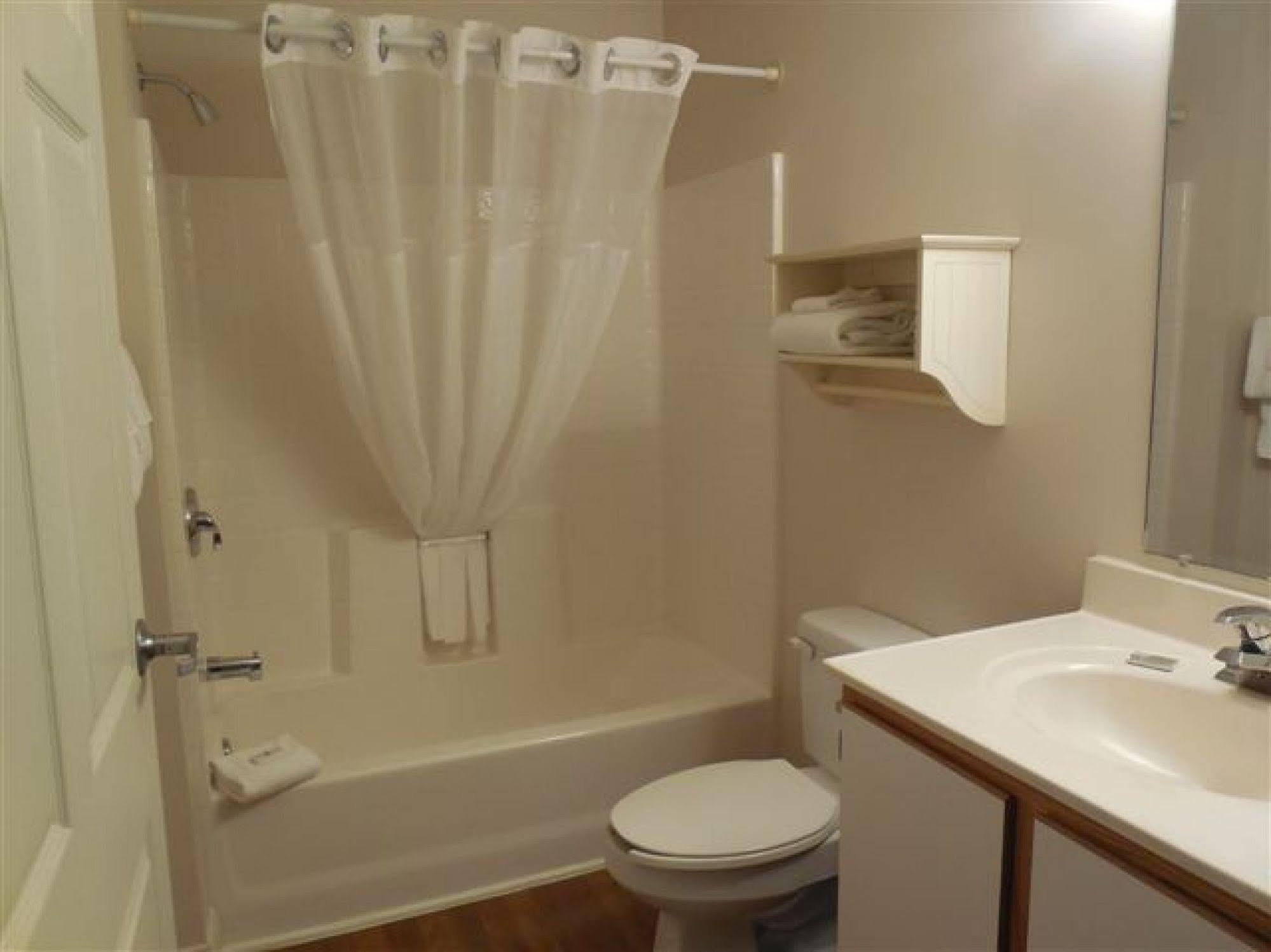 Affordable Suites ساليسبري المظهر الخارجي الصورة